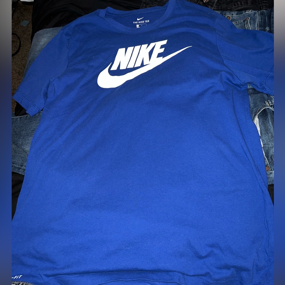 Men’s Nike T-Shirt